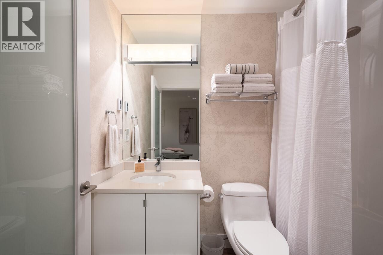 250 E 10th Street, North Vancouver, British Columbia  V7L 2E1 - Photo 30 - R3072914