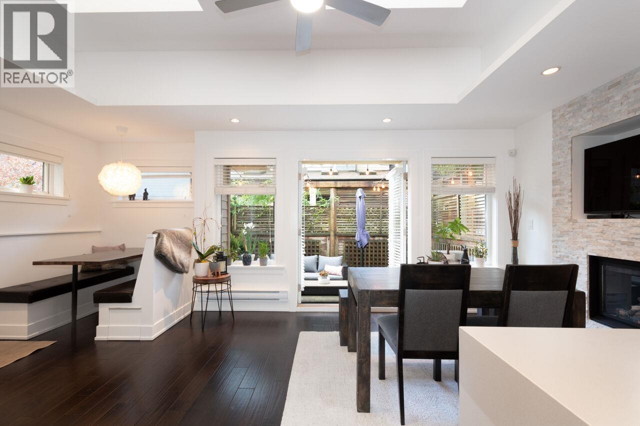 250 E 10th Street, North Vancouver, British Columbia  V7L 2E1 - Photo 5 - R3072914