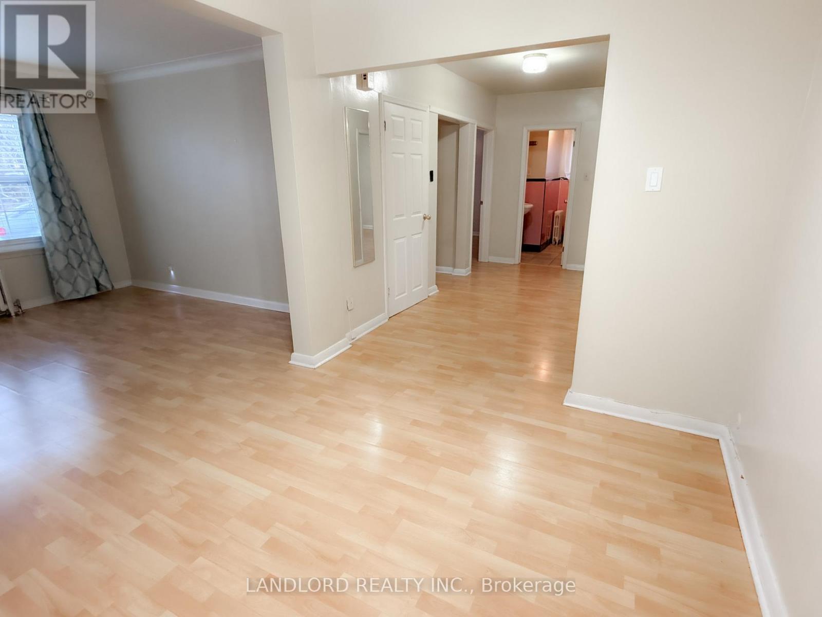 Main - 65 Fairfield Avenue, Toronto, Ontario M8W 1R6 - Photo 10 - W12598566