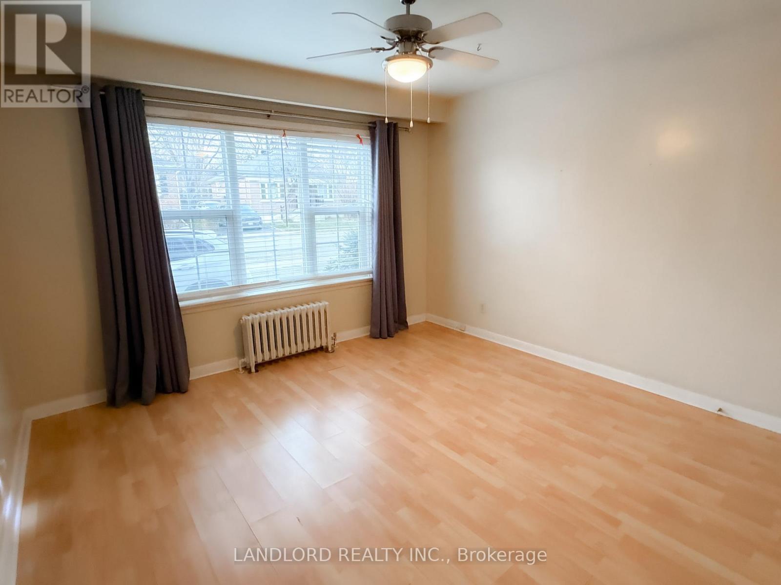 Main - 65 Fairfield Avenue, Toronto, Ontario M8W 1R6 - Photo 12 - W12598566