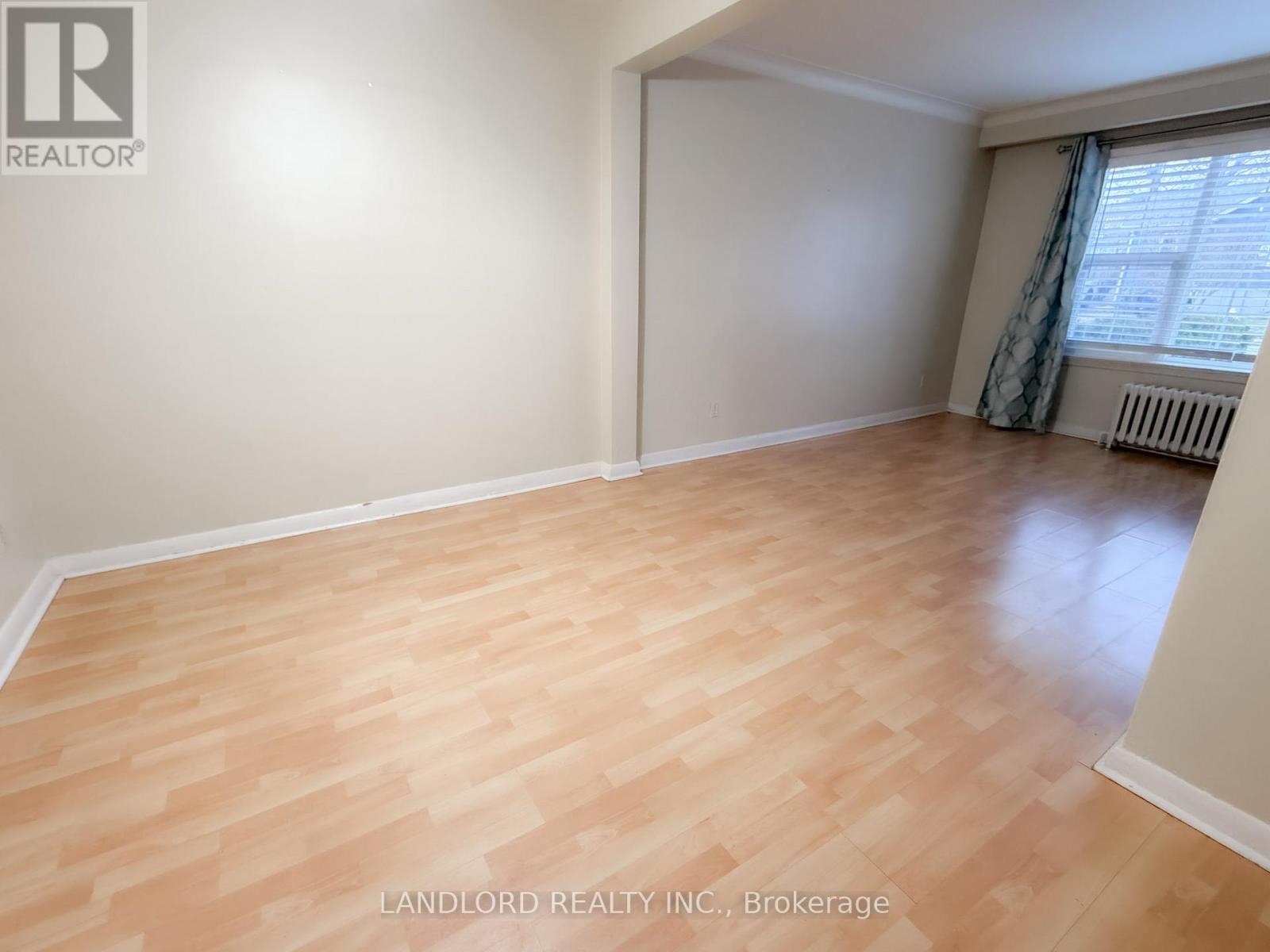 Main - 65 Fairfield Avenue, Toronto, Ontario M8W 1R6 - Photo 8 - W12598566