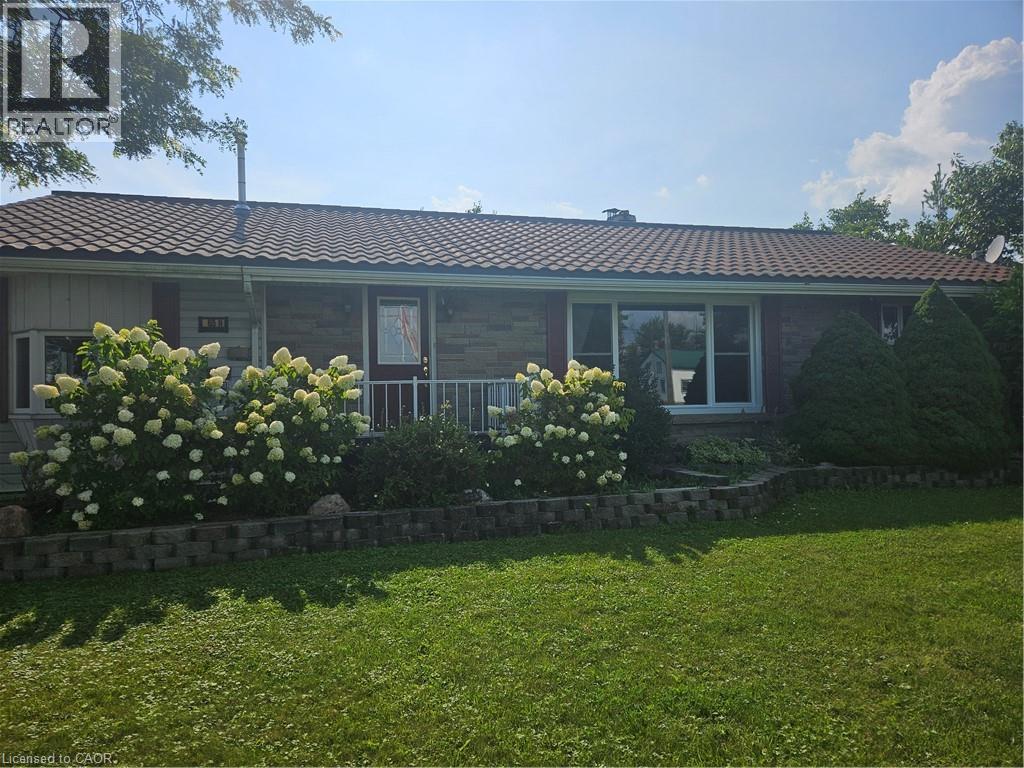 65 Erie Avenue N Unit# Main House, Fisherville, Ontario N0A 1G0 - Photo 2 - 40792938