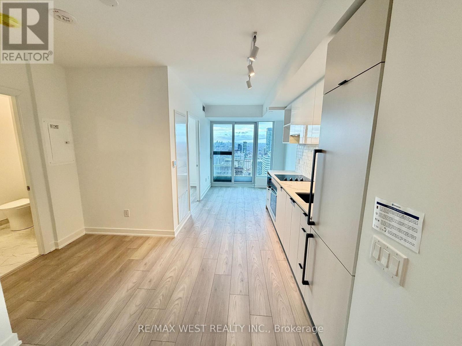 5301 - 252 CHURCH STREET, Toronto, Ontario