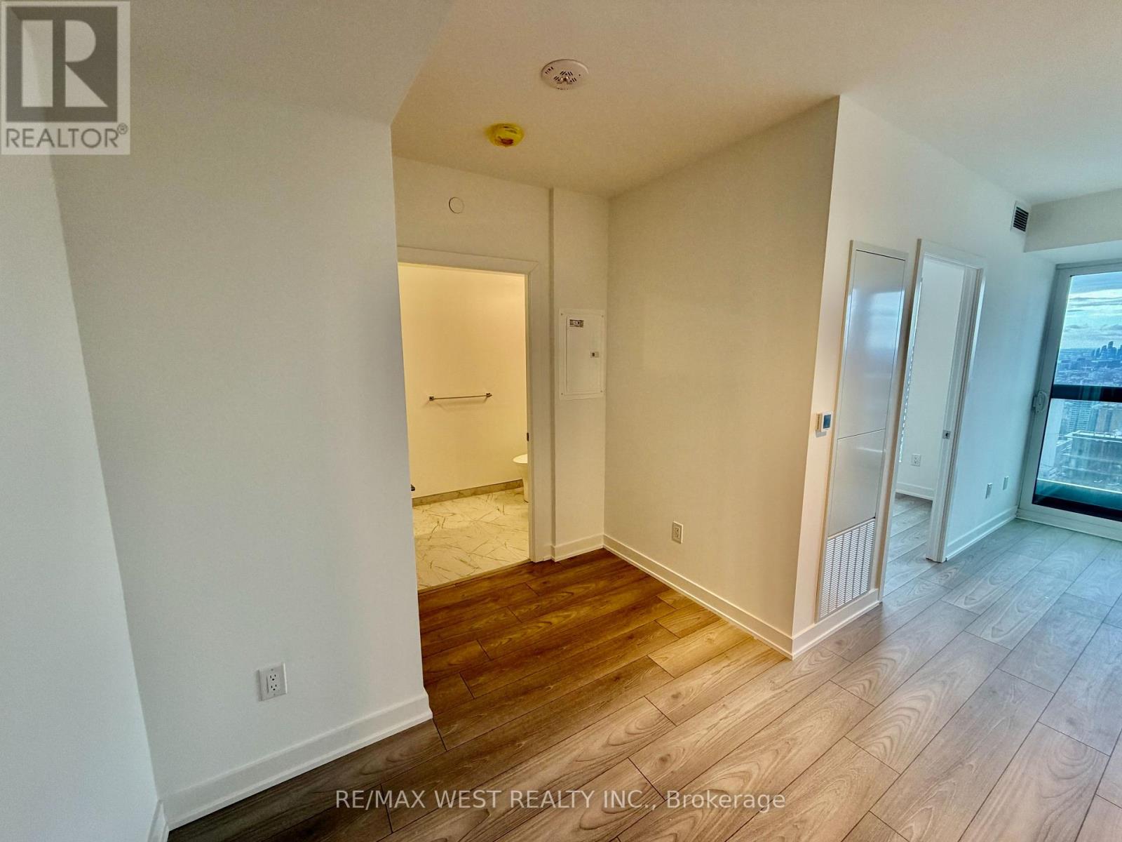 5301 - 252 Church Street, Toronto, Ontario  M5B 0E6 - Photo 5 - C12580588