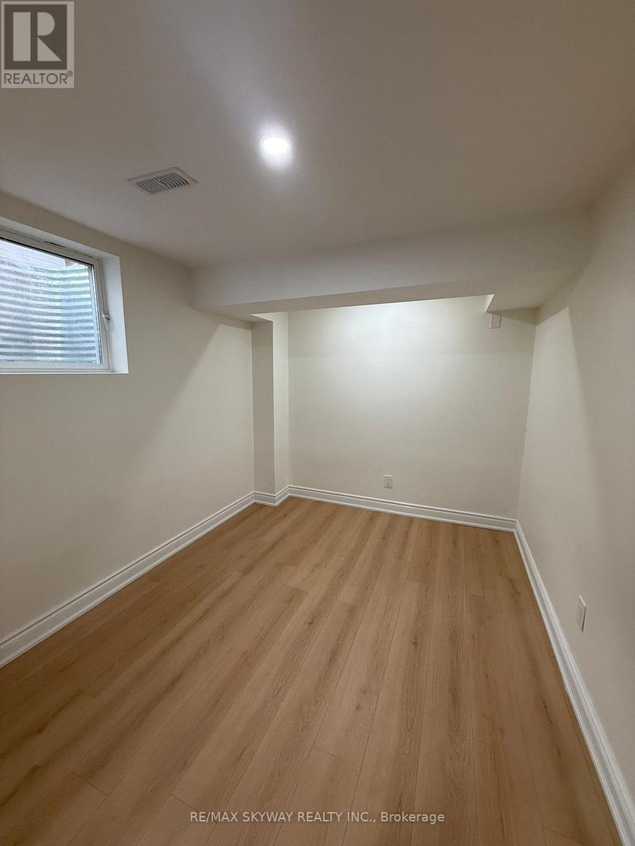 Bsmt - 22 Waterdale Road, Brampton, Ontario  L7A 1S3 - Photo 15 - W12611276