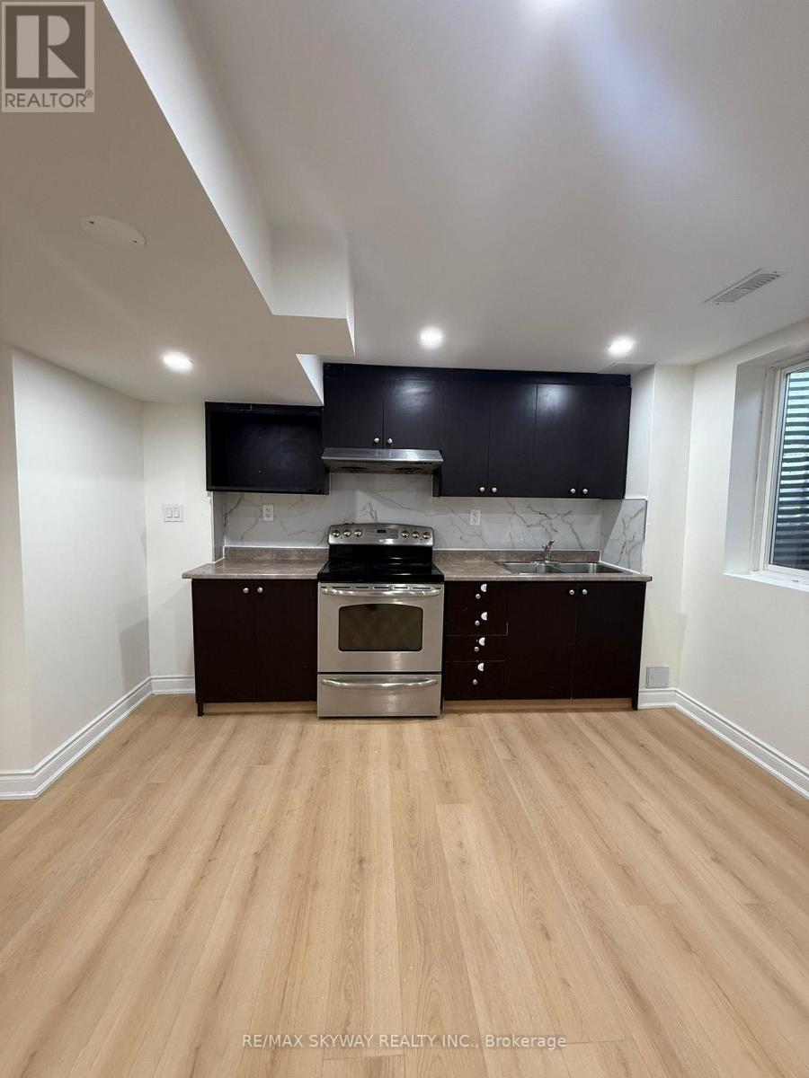 Bsmt - 22 Waterdale Road, Brampton, Ontario  L7A 1S3 - Photo 7 - W12611276