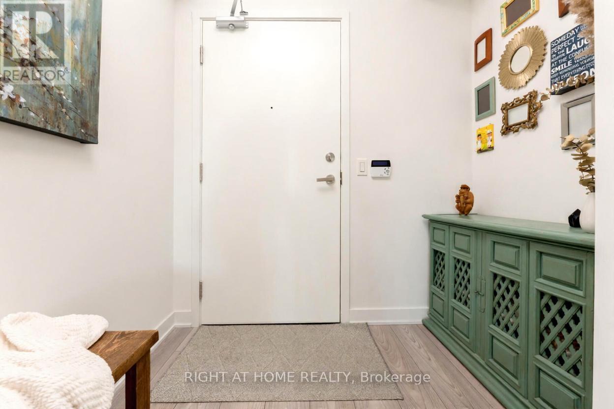 1606 - 195 Redpath Avenue, Toronto, Ontario M4P 0E4 - Photo 2 - C12611670