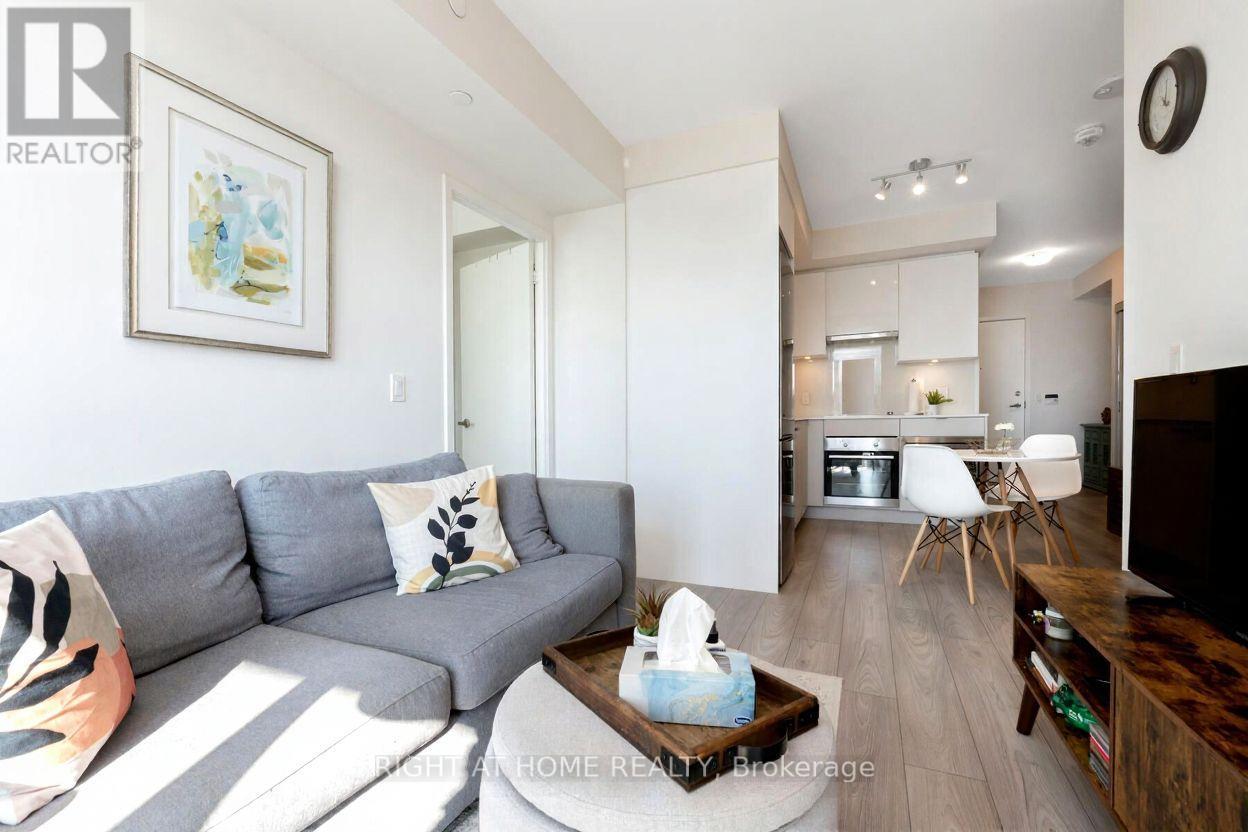 1606 - 195 Redpath Avenue, Toronto, Ontario M4P 0E4 - Photo 4 - C12611670