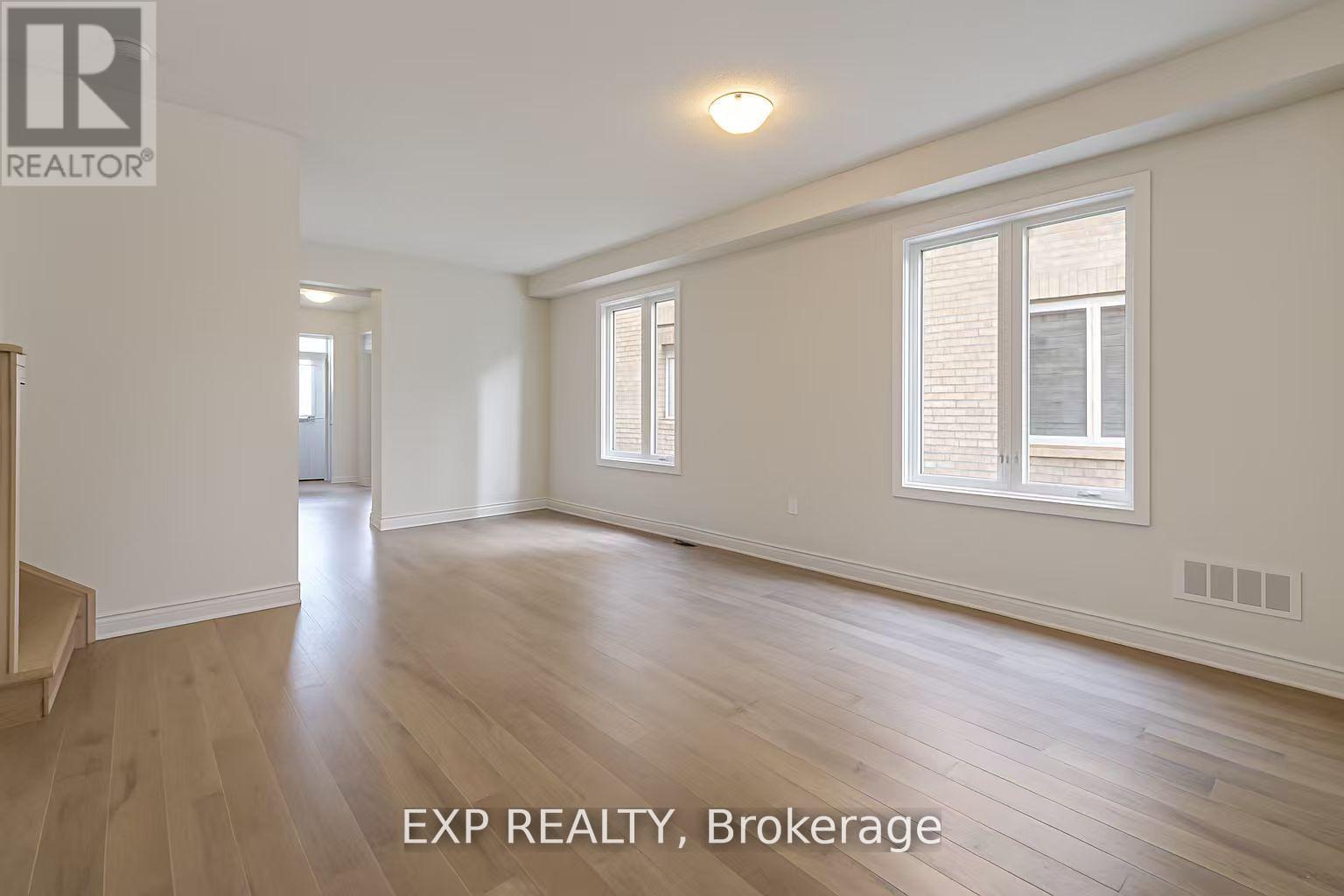 9 Kenneth Appleton Avenue, Richmond Hill, Ontario L4B 3X9 - Photo 10 - N12611682