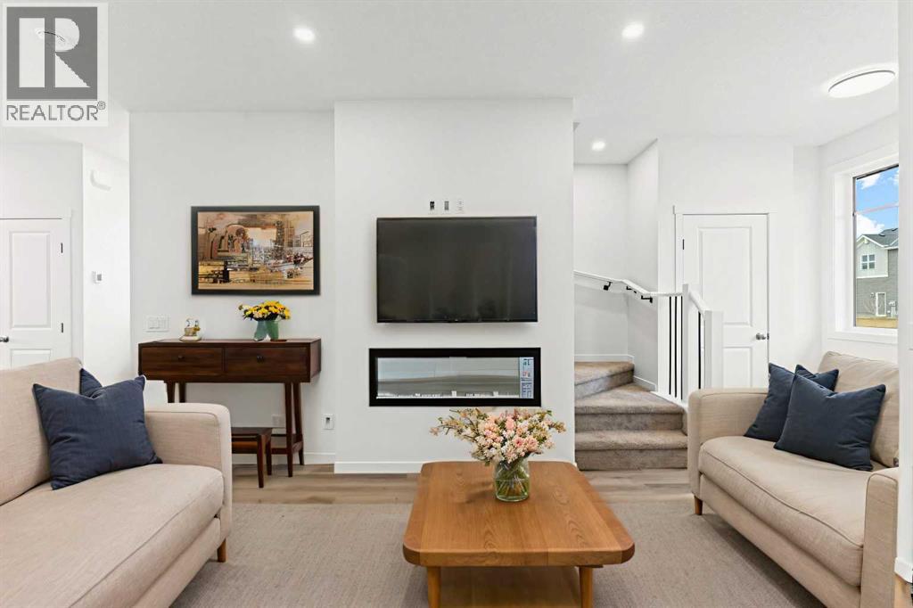 918 Creekside Boulevard Sw, Calgary, Alberta T2X 5G8 - Photo 8 - A2268874