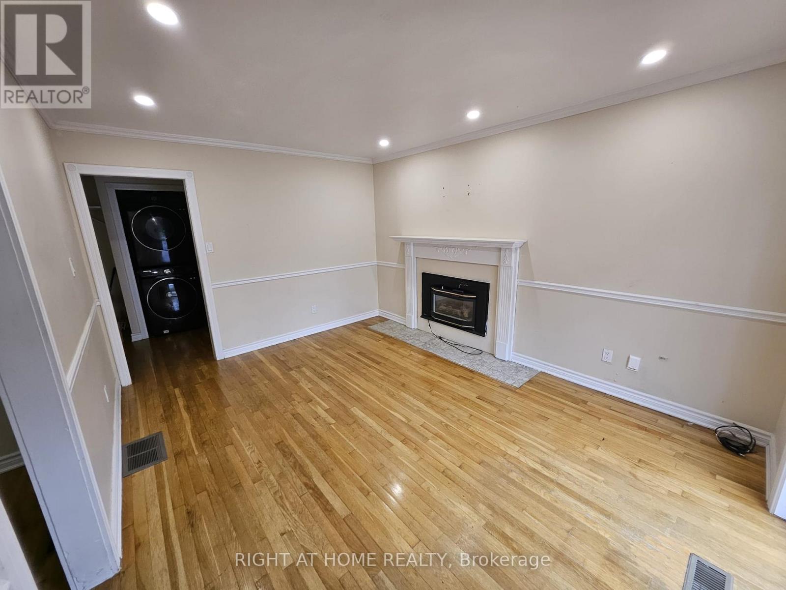 Main - 730 Sheppard Avenue, Pickering, Ontario  L1V 1G5 - Photo 12 - E12611704