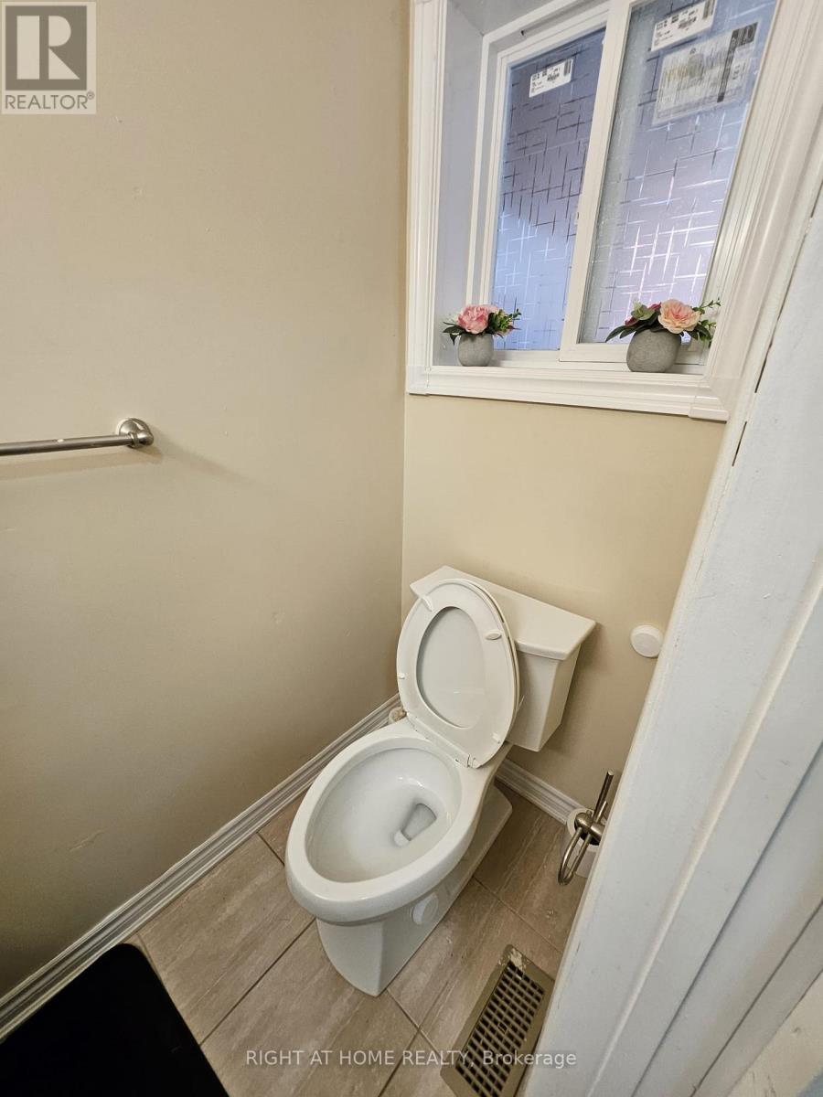 Main - 730 Sheppard Avenue, Pickering, Ontario  L1V 1G5 - Photo 9 - E12611704