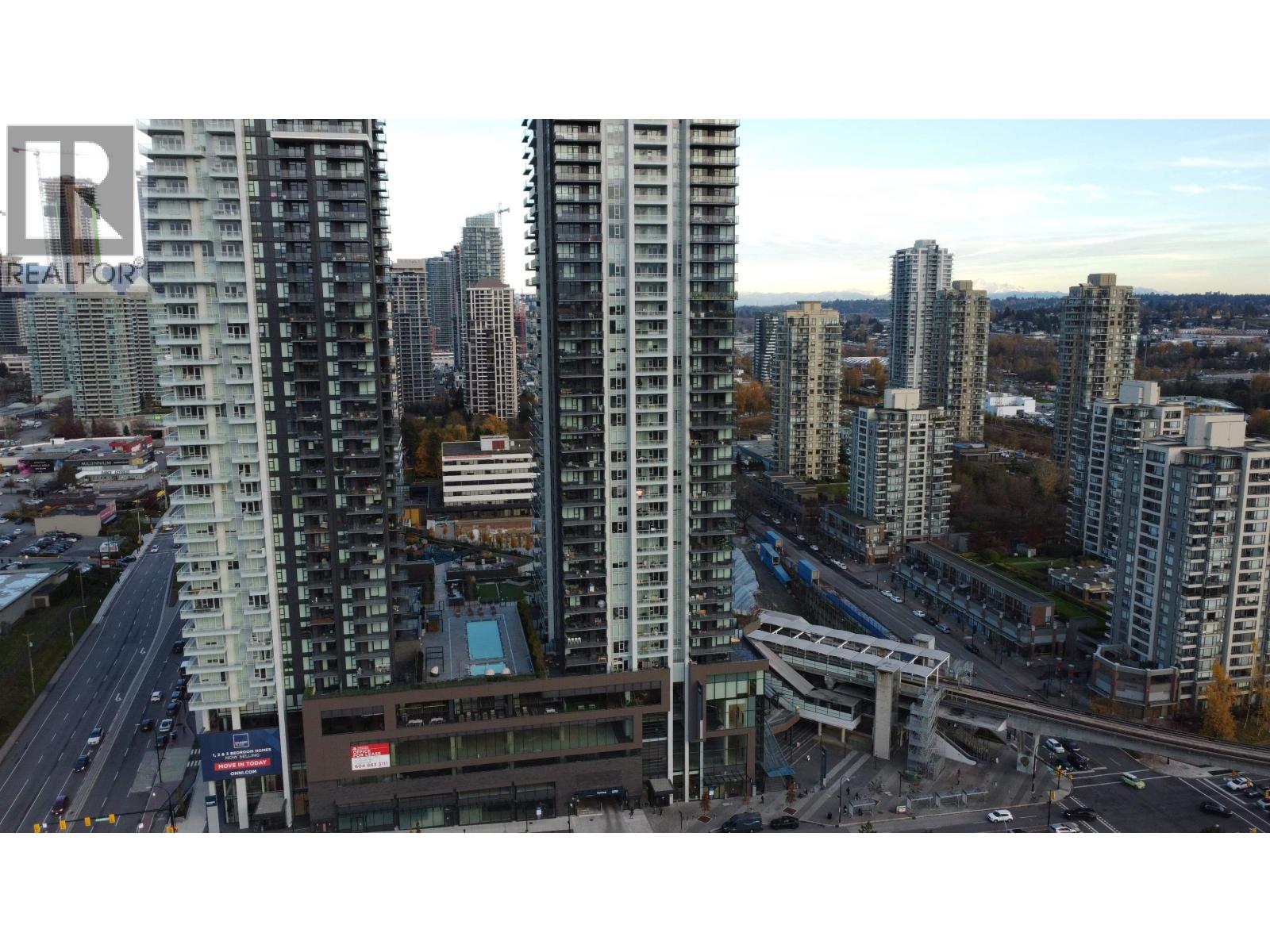 1204 2186 Gilmore Avenue, Burnaby, British Columbia  V5C 6A7 - Photo 3 - R3069530