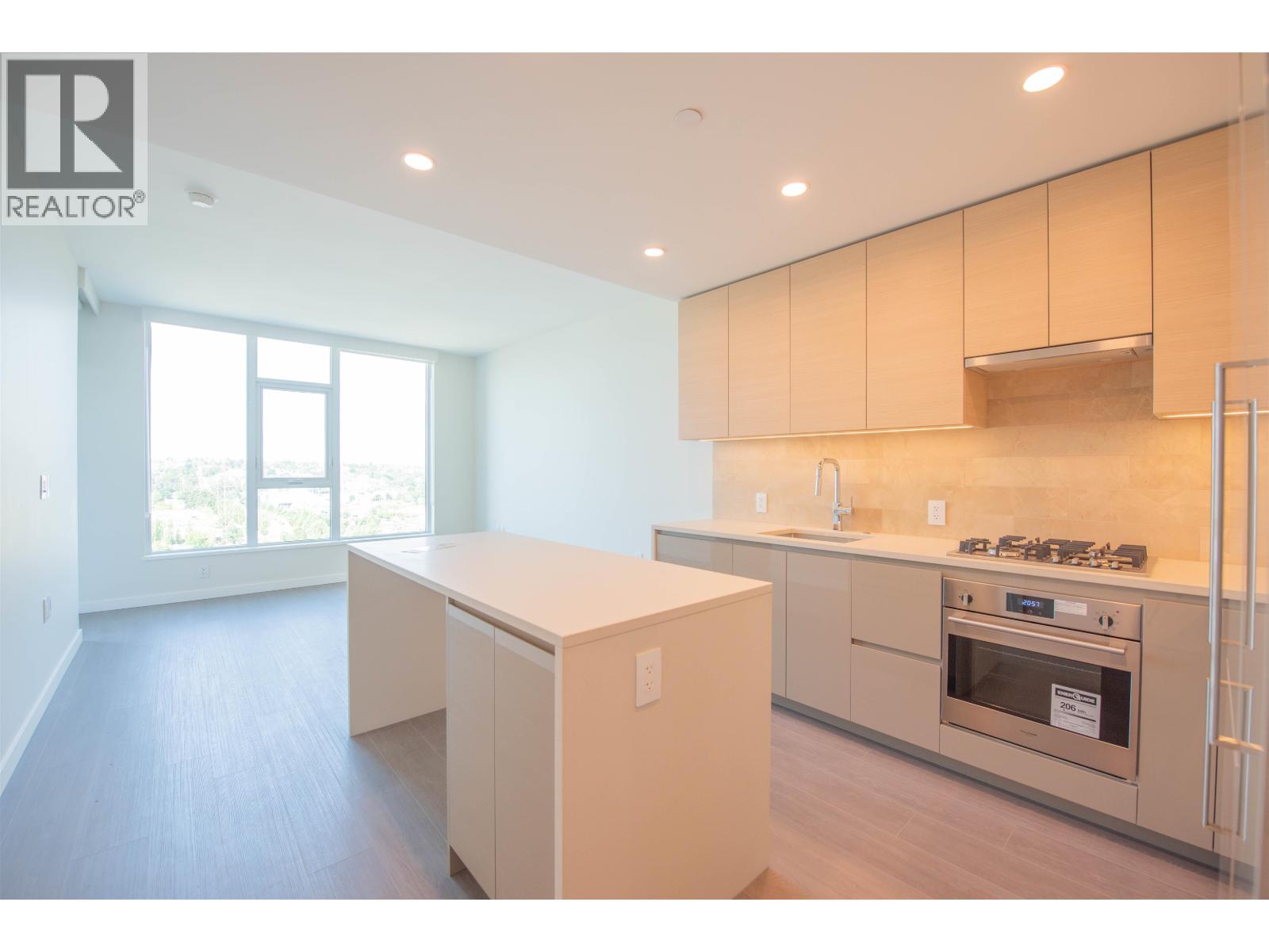 1204 2186 Gilmore Avenue, Burnaby, British Columbia  V5C 6A7 - Photo 8 - R3069530