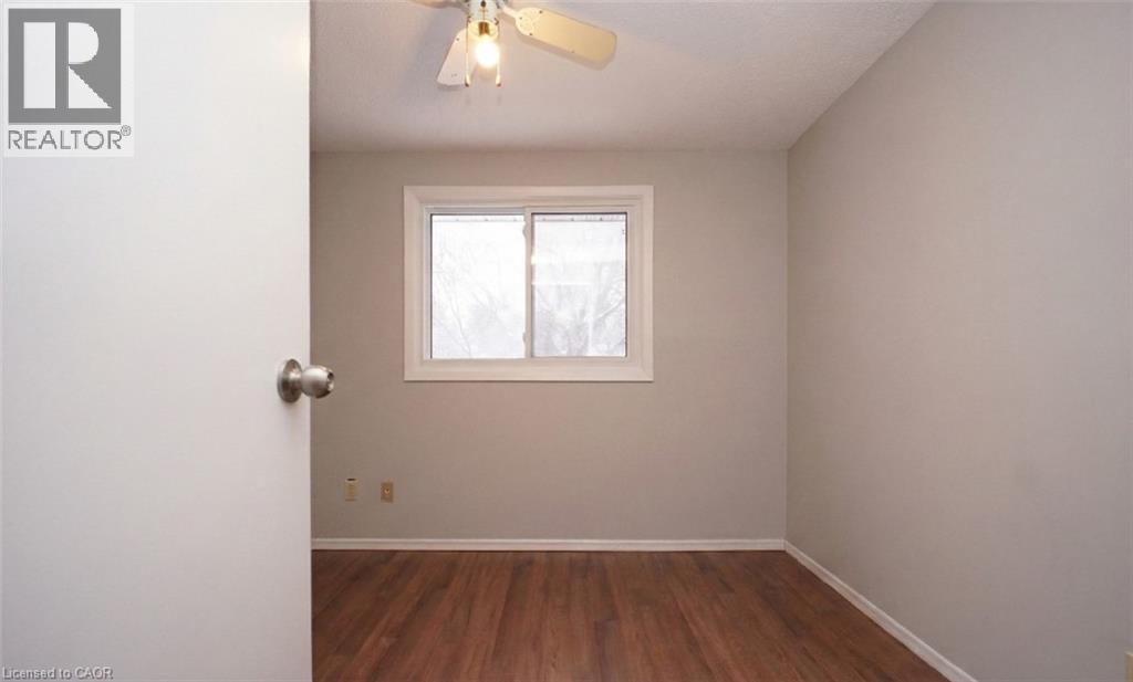 30 Amos Avenue Unit# A, Waterloo, Ontario  N2L 5G3 - Photo 23 - 40793031