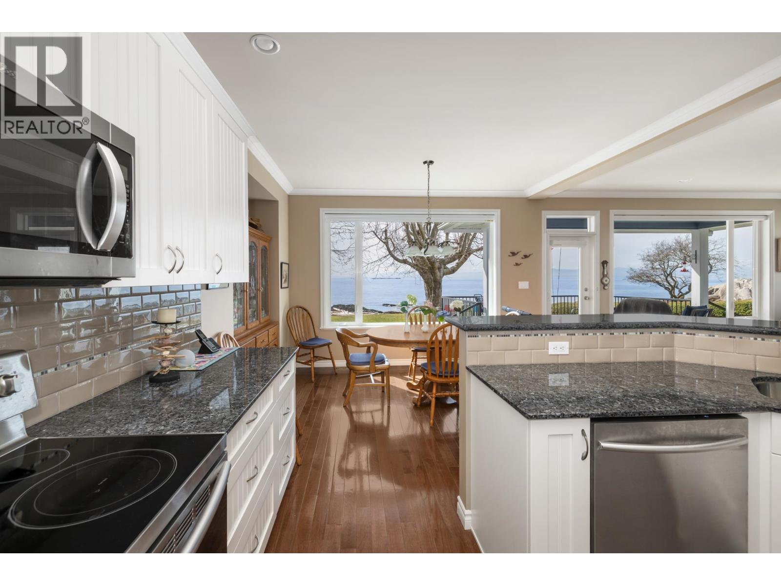 1537 Mccullough Road, Sechelt, British Columbia  V7Z 0A5 - Photo 17 - R3056483