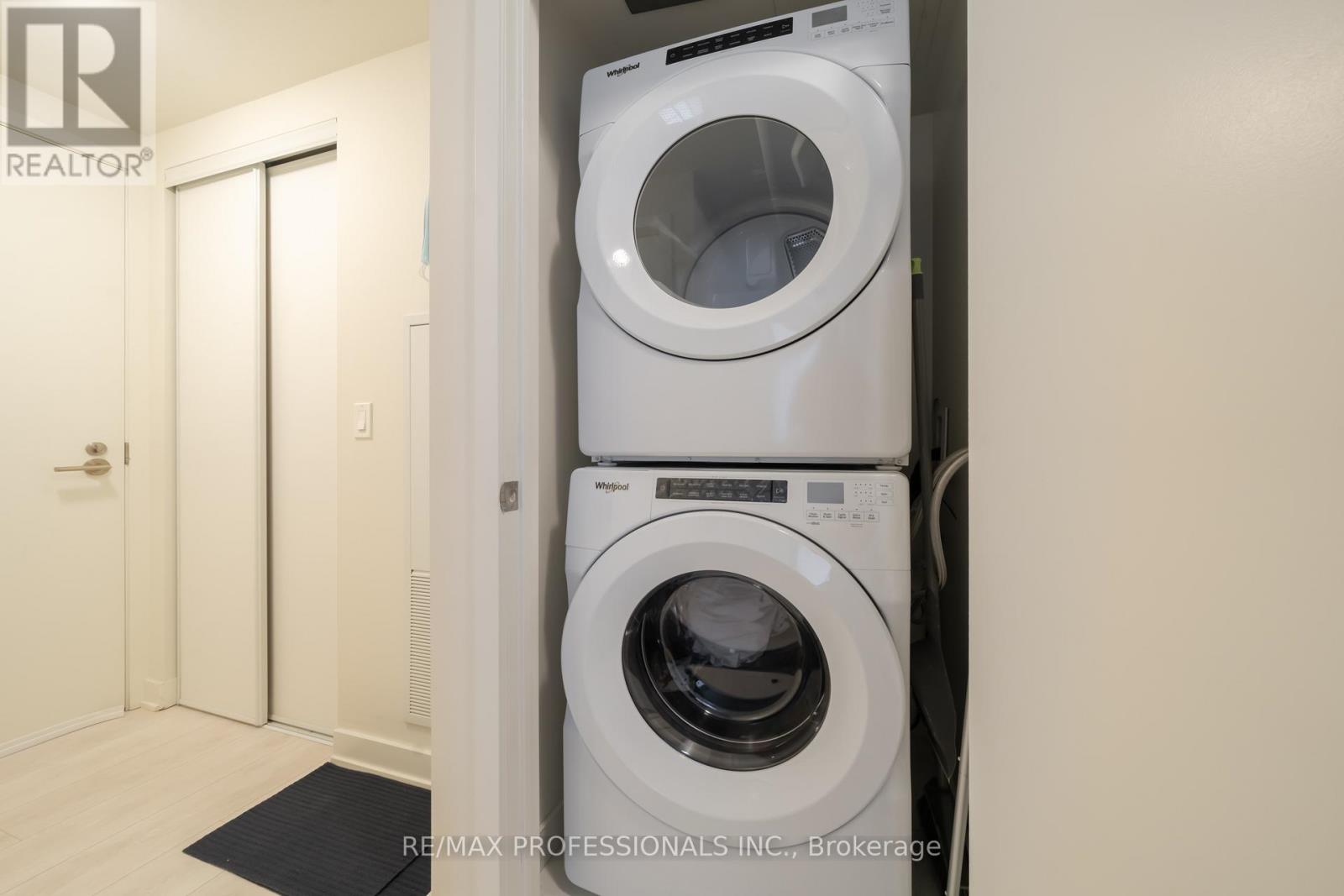 801 - 6 Sonic Way, Toronto, Ontario M3C 0P1 - Photo 21 - C12611724