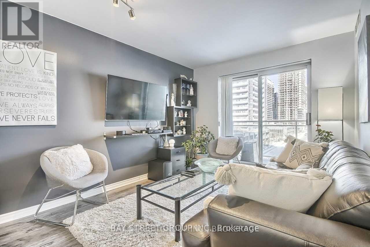 510 - 39 Oneida Crescent, Richmond Hill, Ontario  L4B 4T9 - Photo 8 - N12611728