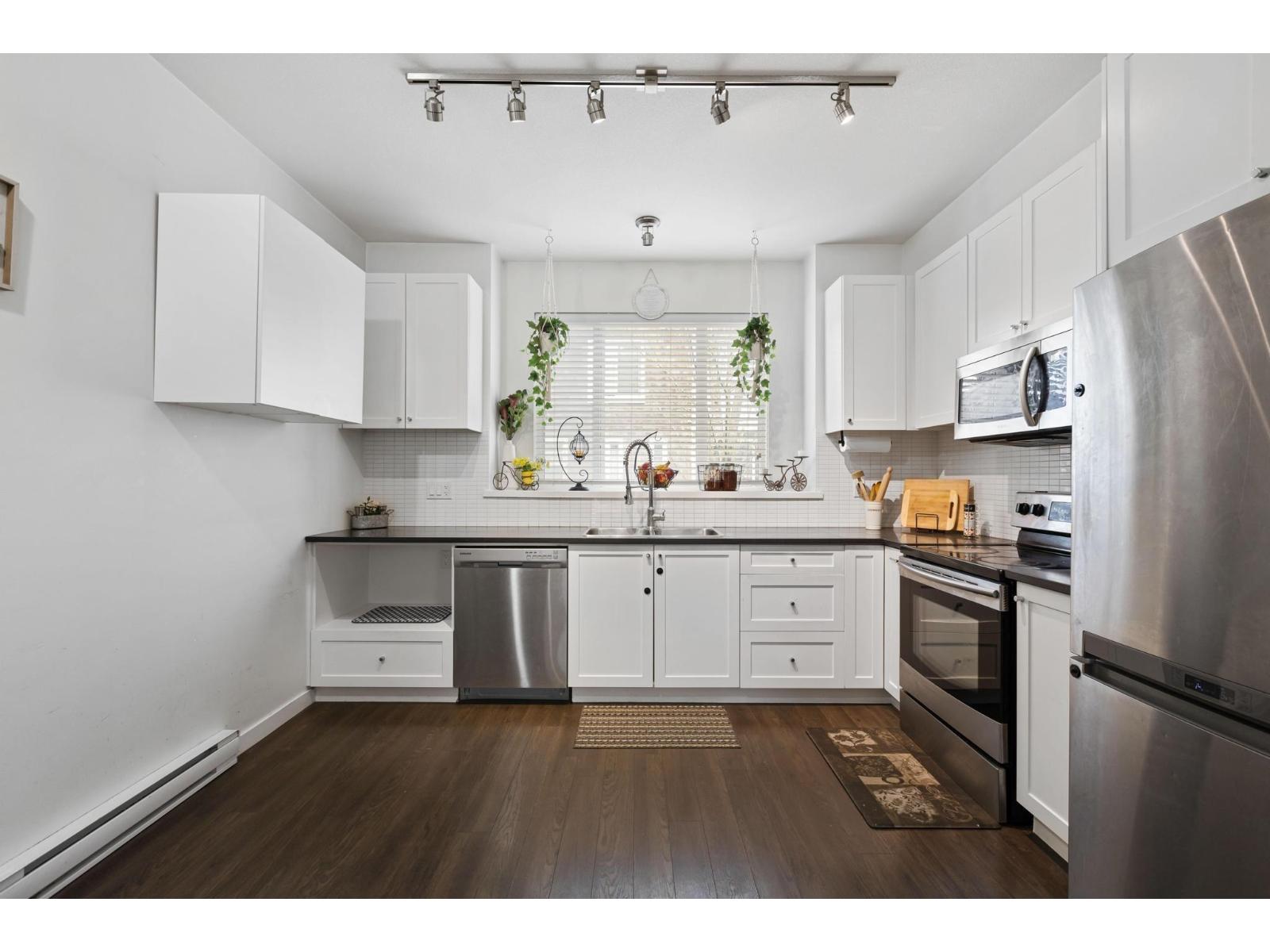 16 14955 60 Avenue, Surrey, British Columbia  V3S 1R8 - Photo 6 - R3072048