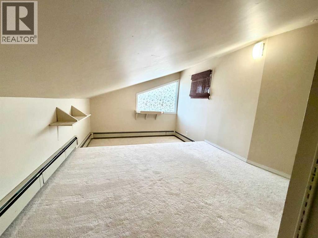 4718 College Avenue, Lacombe, Alberta  T4L 1Z1 - Photo 27 - A2213994