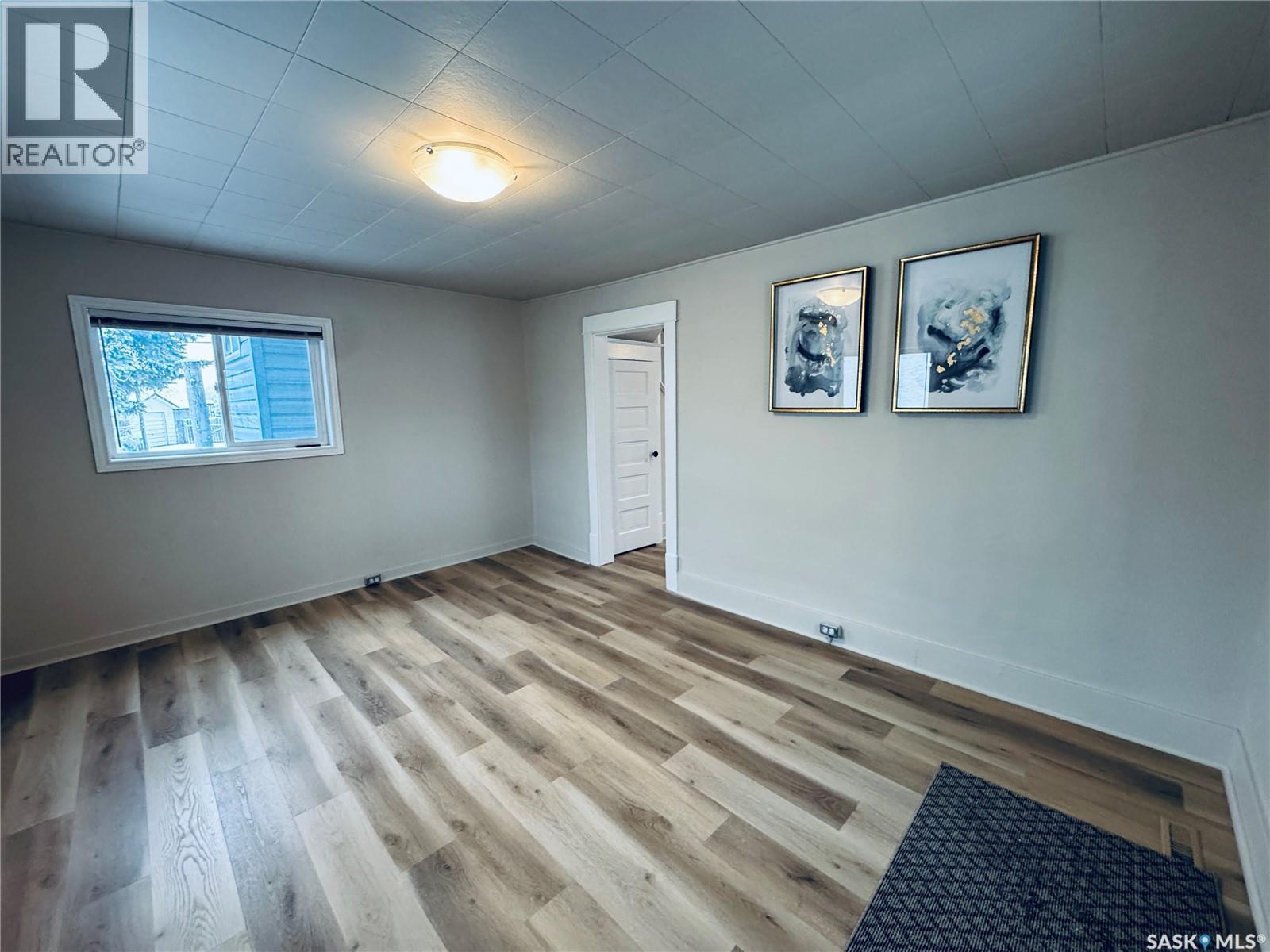 304 5th Avenue E, Biggar, Saskatchewan  S0K 0M0 - Photo 12 - SK025374