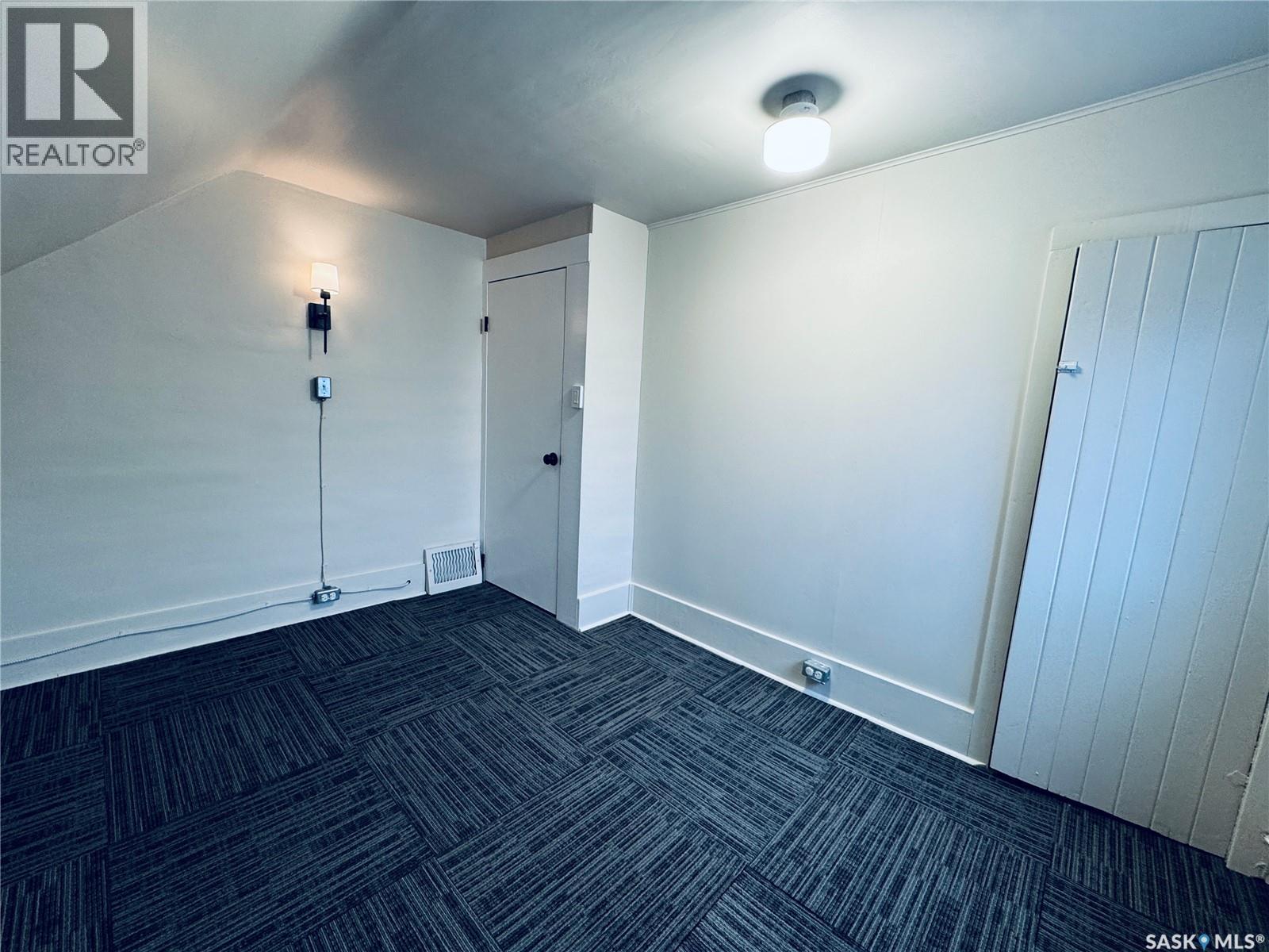 304 5th Avenue E, Biggar, Saskatchewan  S0K 0M0 - Photo 18 - SK025374