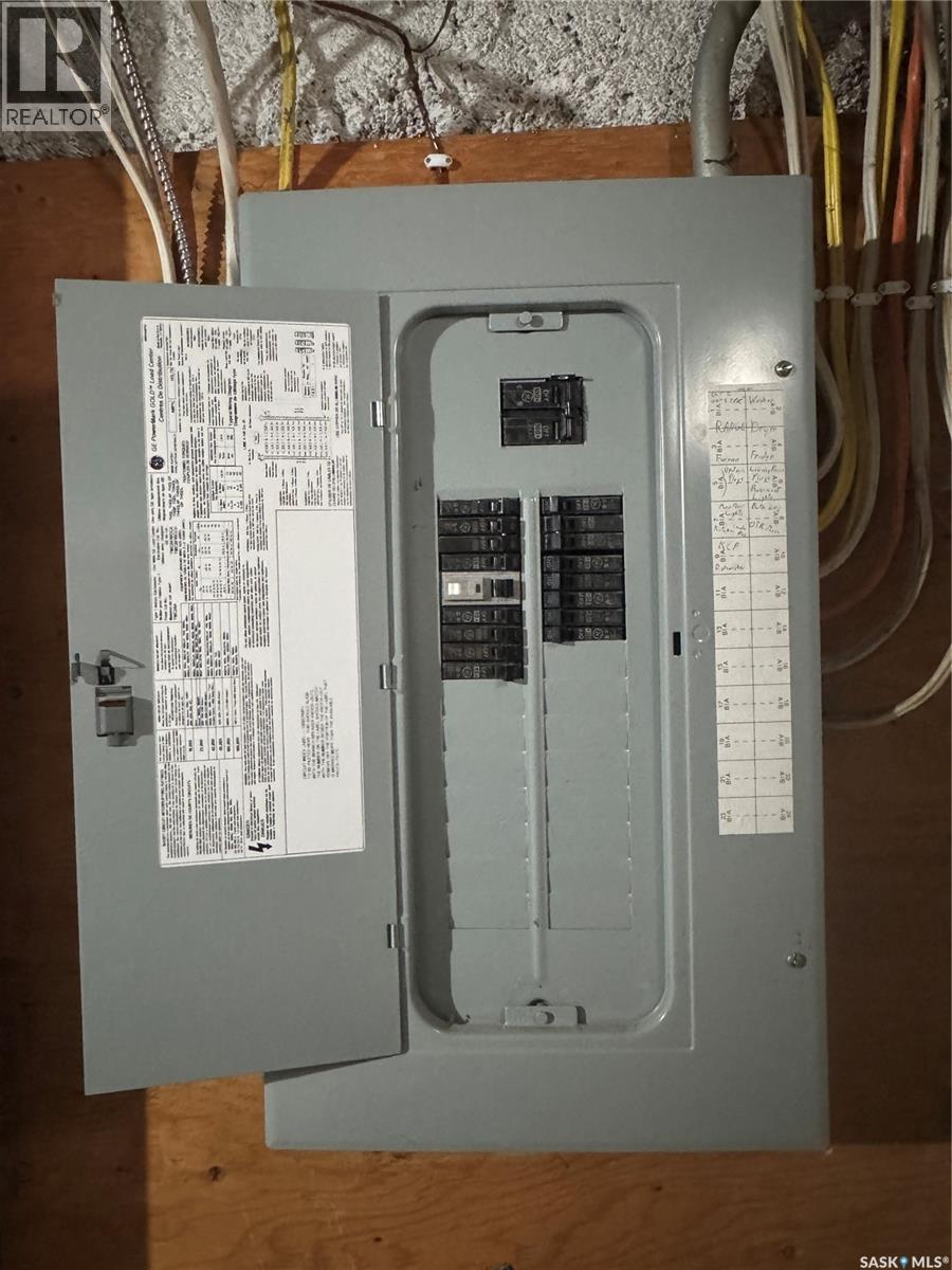 304 5th Avenue E, Biggar, Saskatchewan  S0K 0M0 - Photo 26 - SK025374