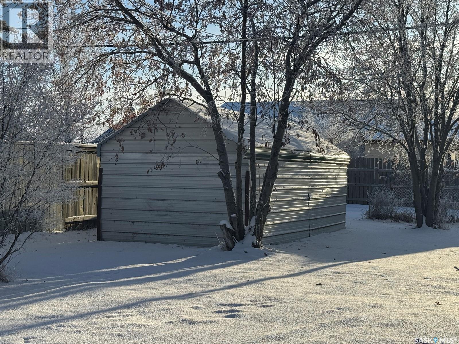 304 5th Avenue E, Biggar, Saskatchewan  S0K 0M0 - Photo 29 - SK025374