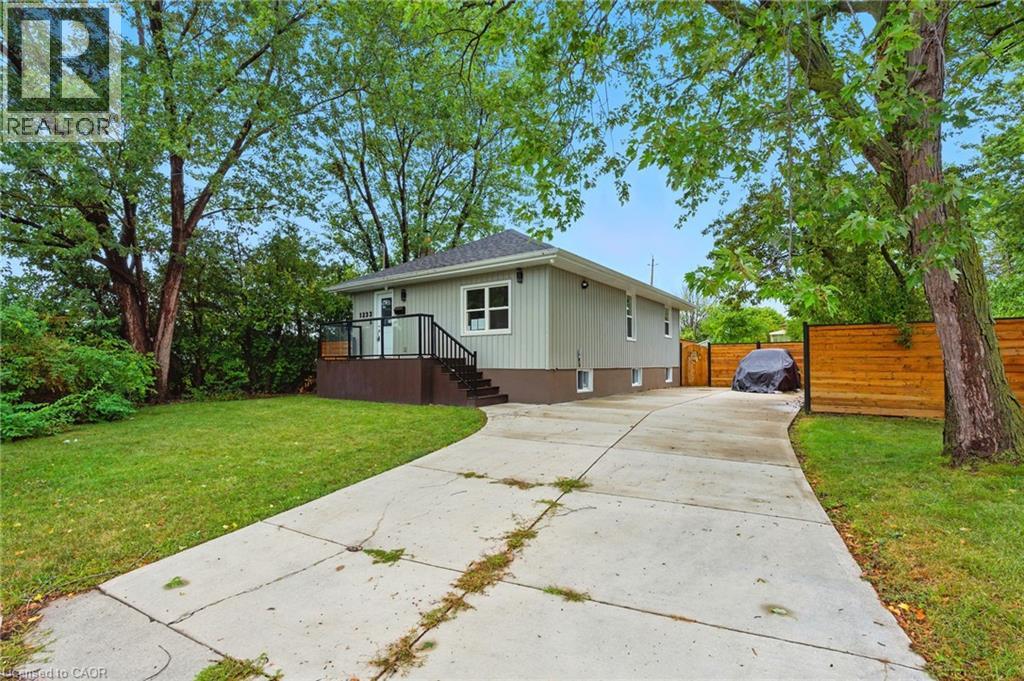 1233 Coric Avenue, Burlington, Ontario  L7R 3S4 - Photo 21 - 40762488