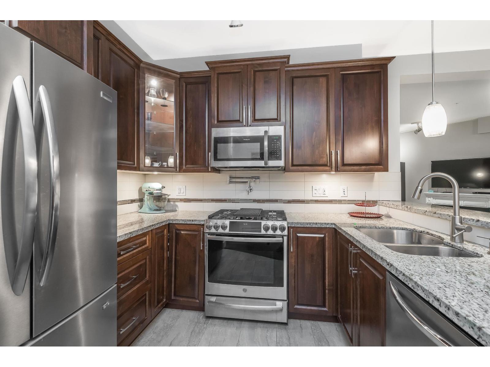 202 32445 Simon Avenue, Abbotsford, British Columbia  V2T 0G7 - Photo 8 - R3065693