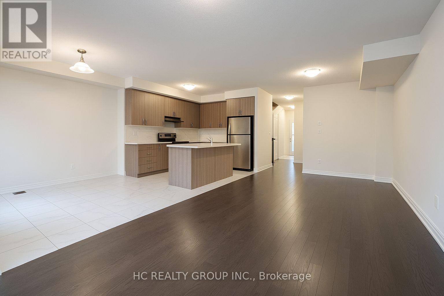 Main, 2nd - 4 Finley Way, Markham, Ontario  L3S 0E8 - Photo 4 - N12579890