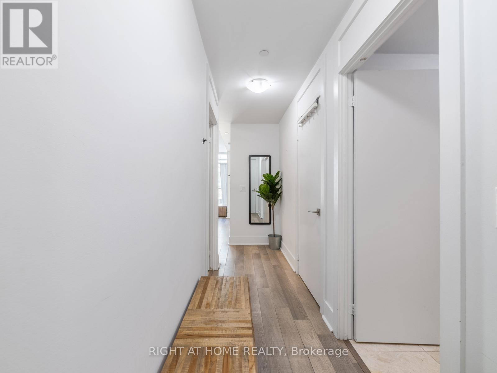 706 - 32 Davenport Road, Toronto, Ontario M5R 0B5 - Photo 26 - C12611766