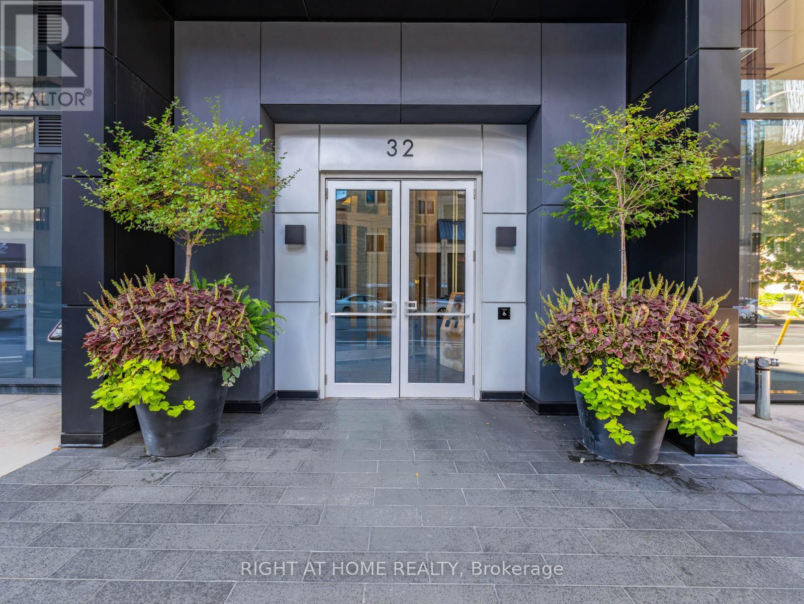 706 - 32 Davenport Road, Toronto, Ontario M5R 0B5 - Photo 33 - C12611766