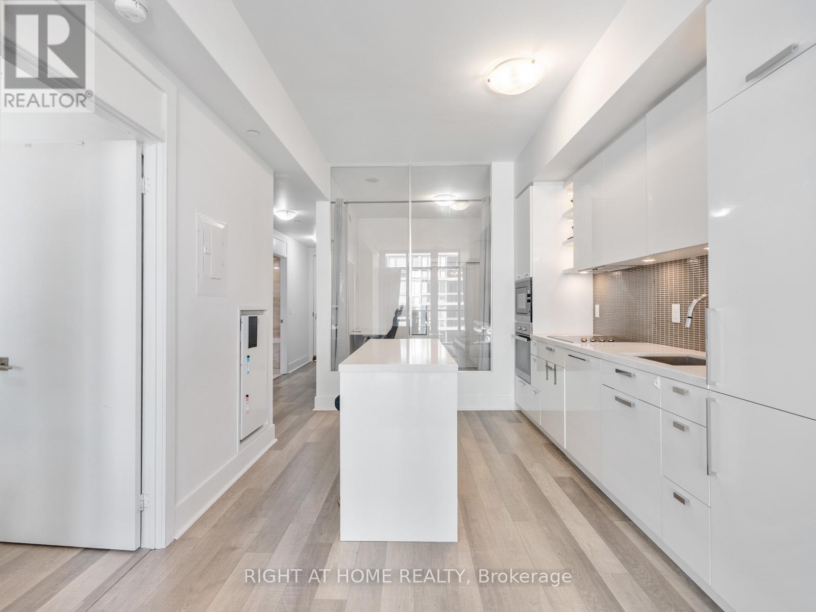 706 - 32 Davenport Road, Toronto, Ontario M5R 0B5 - Photo 8 - C12611766