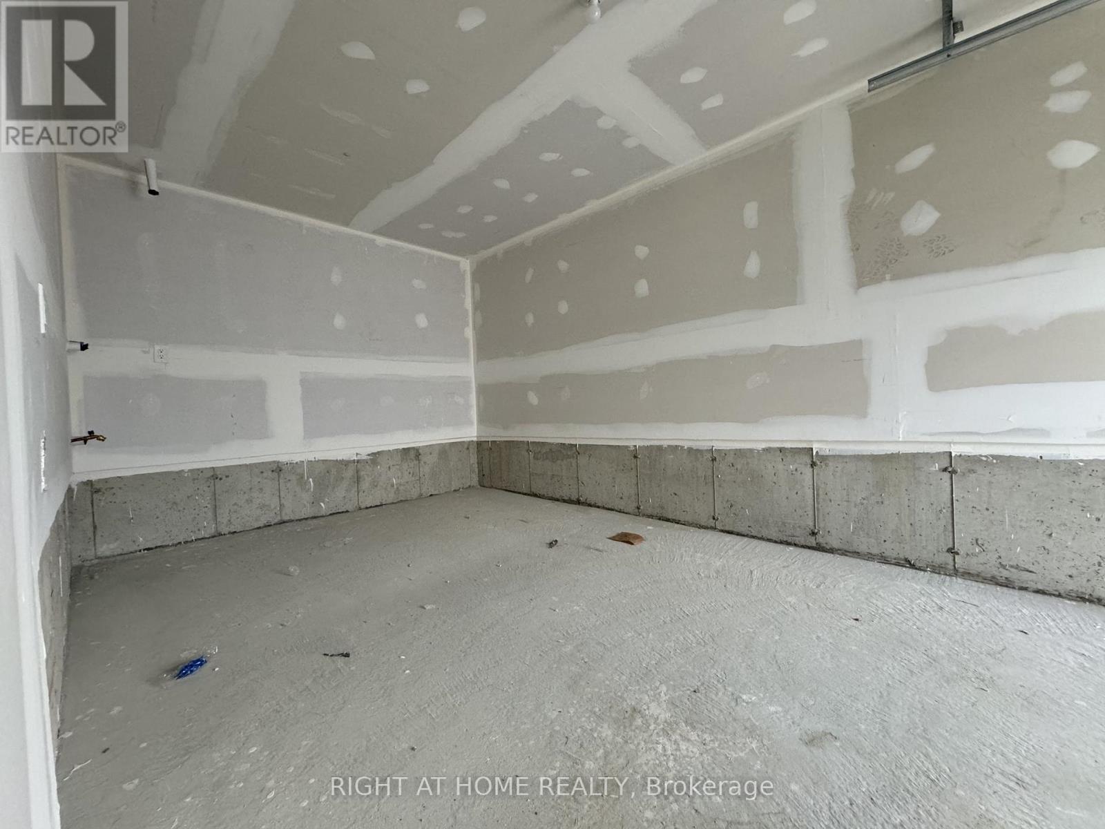 1107 Thompson Drive, Oshawa, Ontario  L1L 0V4 - Photo 33 - E12611762