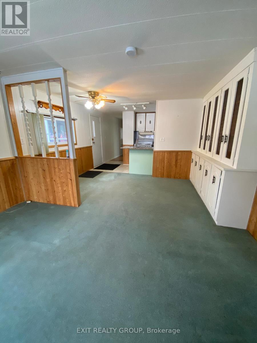 173 - 63 Whites Road, Quinte West, Ontario  K9V 5P5 - Photo 9 - X12567920