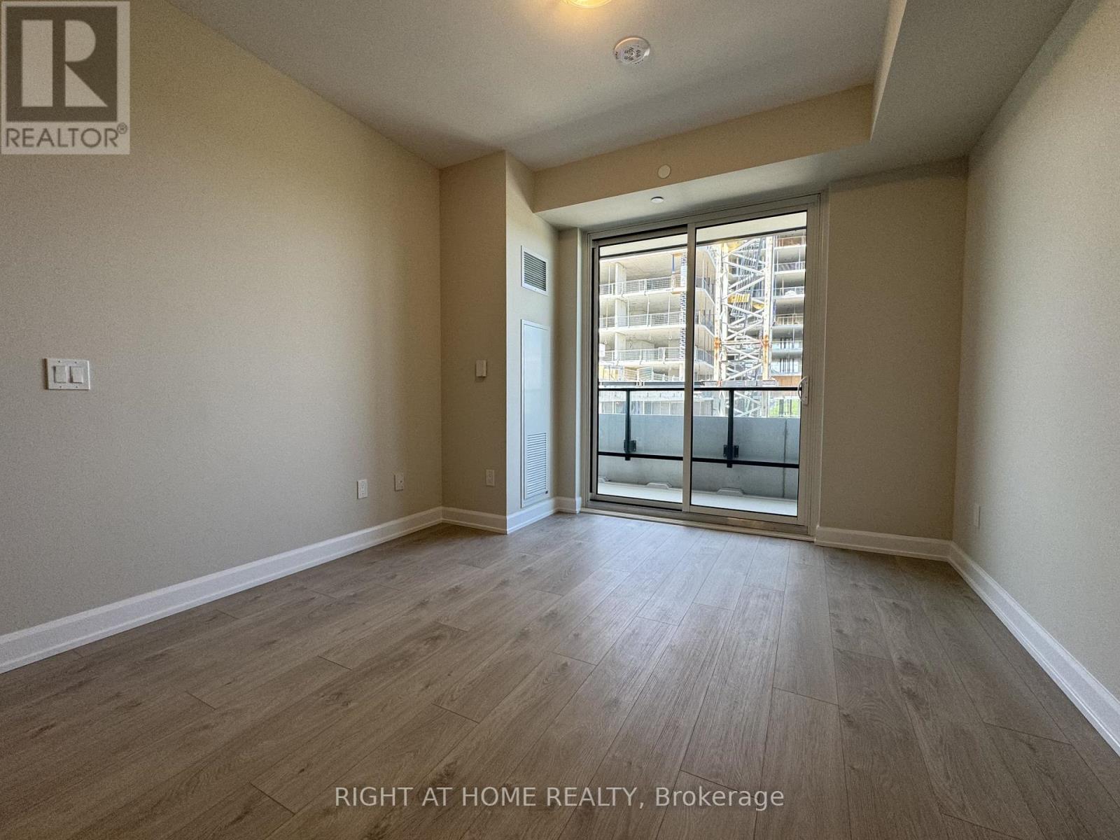 913 - 3220 William Coltson Avenue, Oakville, Ontario  L6H 7X9 - Photo 10 - W12611770