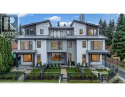 <div class="price">$1,599,000</div> 103 706 Smith Avenue, Coquitlam<br><div style="margin-bottom:8px;"><small>Team 3000 Realty Ltd.</small></div><div class='bed_bath'>4 Bed | 4 Bath</div>
