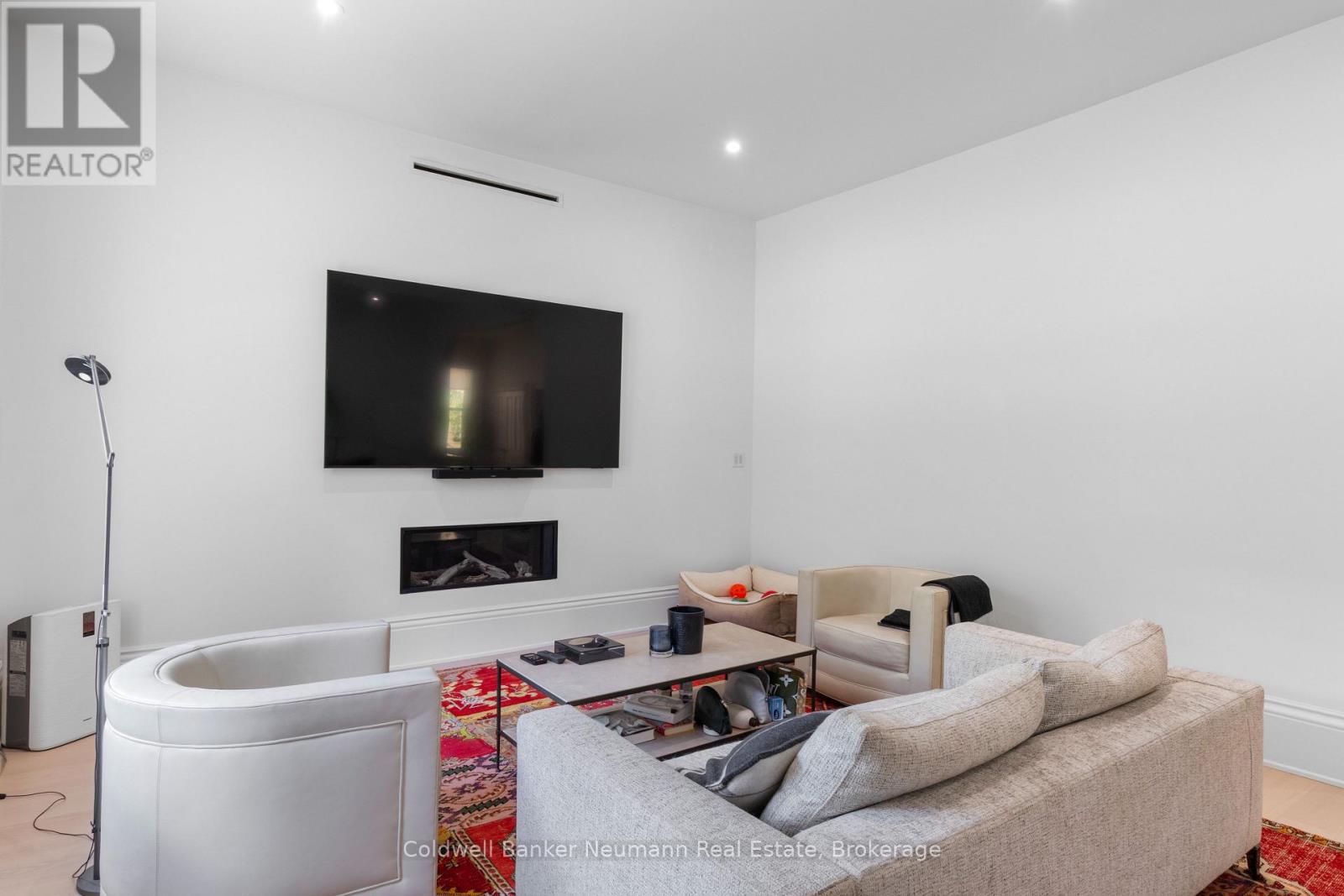 41 Liverpool Street, Guelph, Ontario  N1H 2K8 - Photo 8 - X12611774