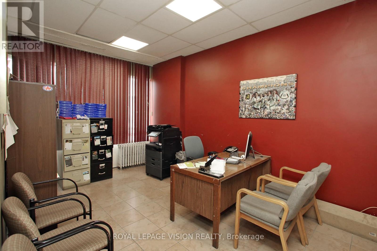 819 Pape Avenue, Toronto, Ontario  M4K 3V1 - Photo 23 - E12611796