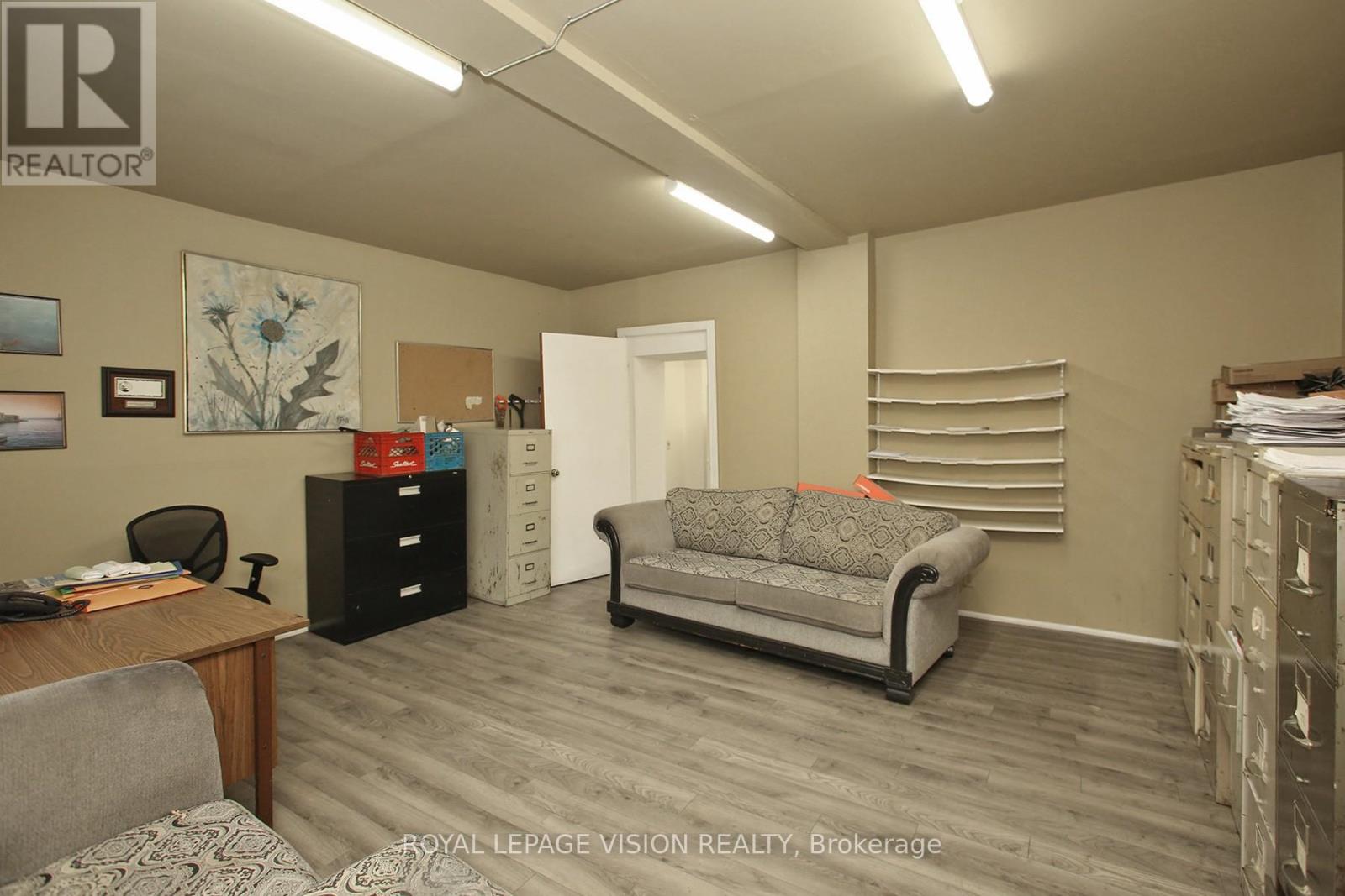 819 Pape Avenue, Toronto, Ontario  M4K 3V1 - Photo 28 - E12611796