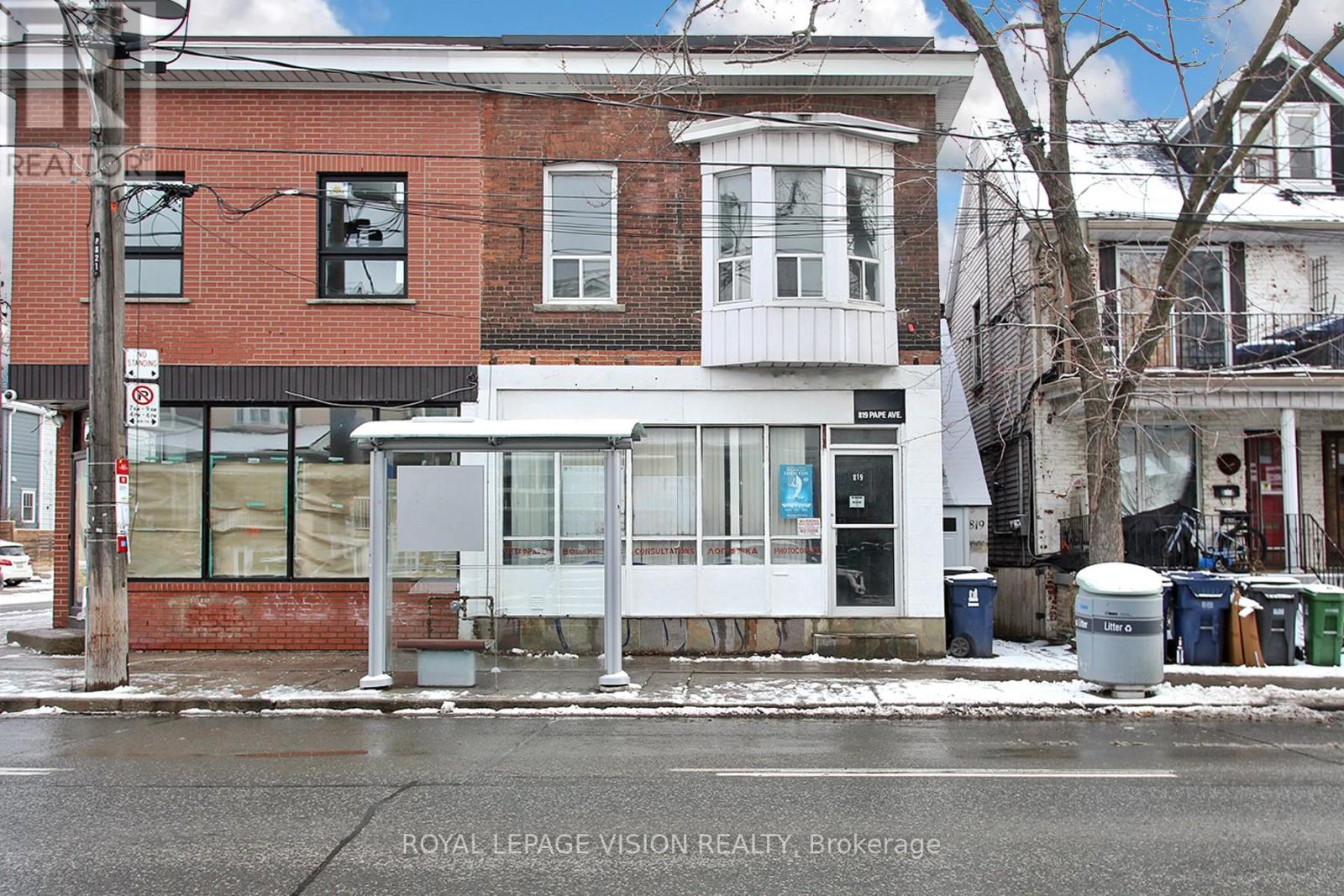 819 Pape Avenue, Toronto, Ontario  M4K 3V1 - Photo 3 - E12611796