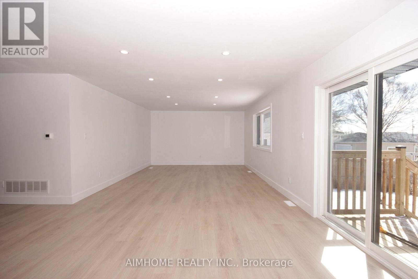 MAIN - 1162 NELSON STREET, Oshawa, Ontario