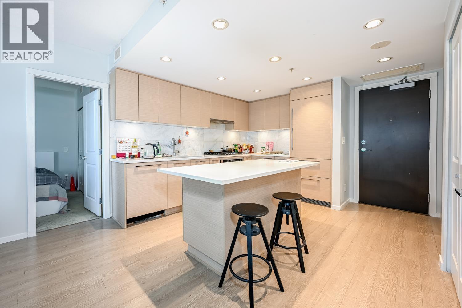 1605 6700 Dunblane Avenue, Burnaby, British Columbia  V5H 3K6 - Photo 3 - R3072906