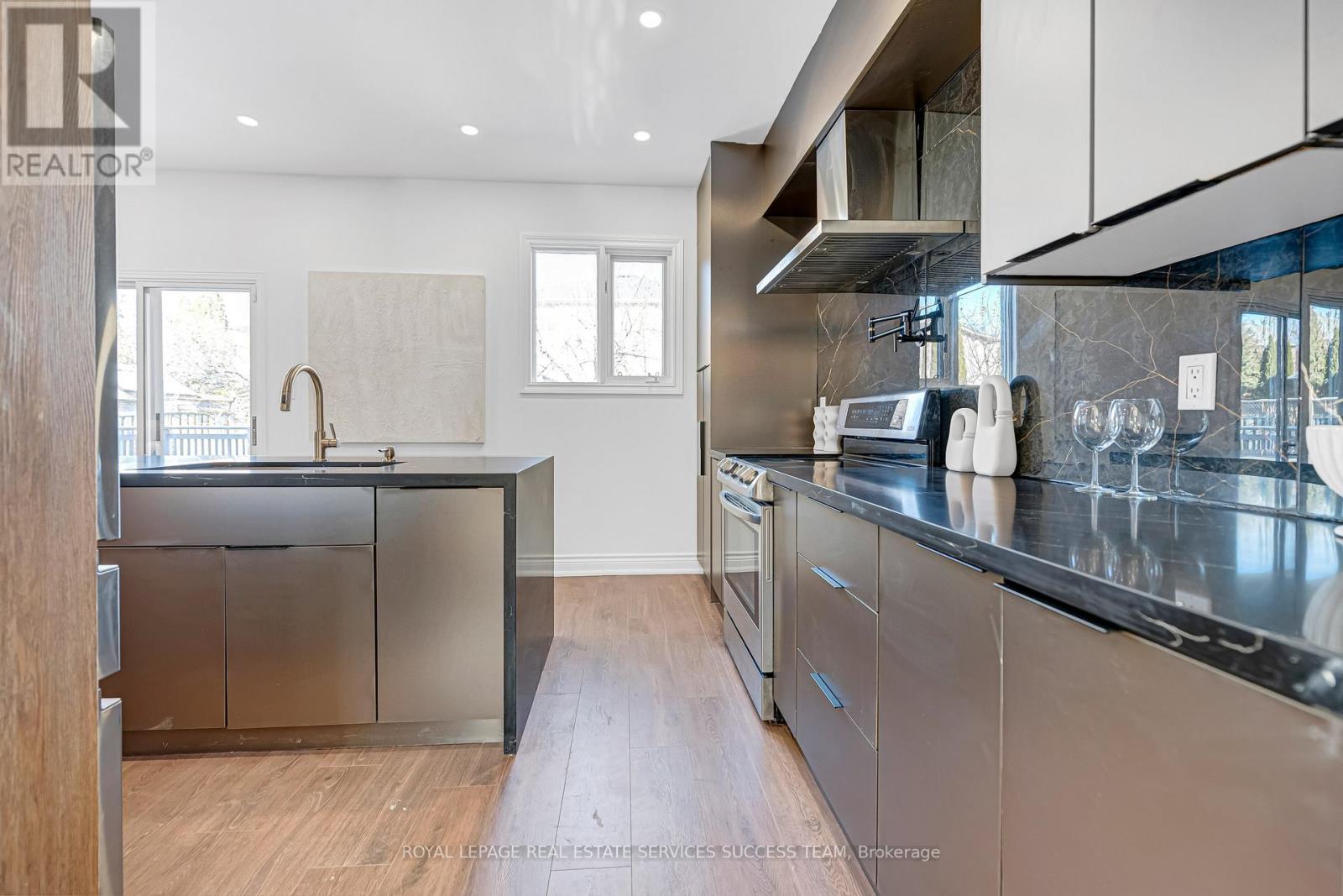 681 Bristol Road W, Mississauga, Ontario  L5R 3Y1 - Photo 21 - W12611778