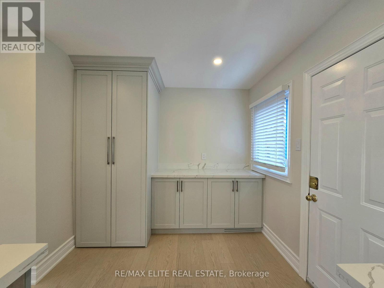 Upper - 38 Ambrose Road, Toronto, Ontario  M2K 2W9 - Photo 10 - C12544106