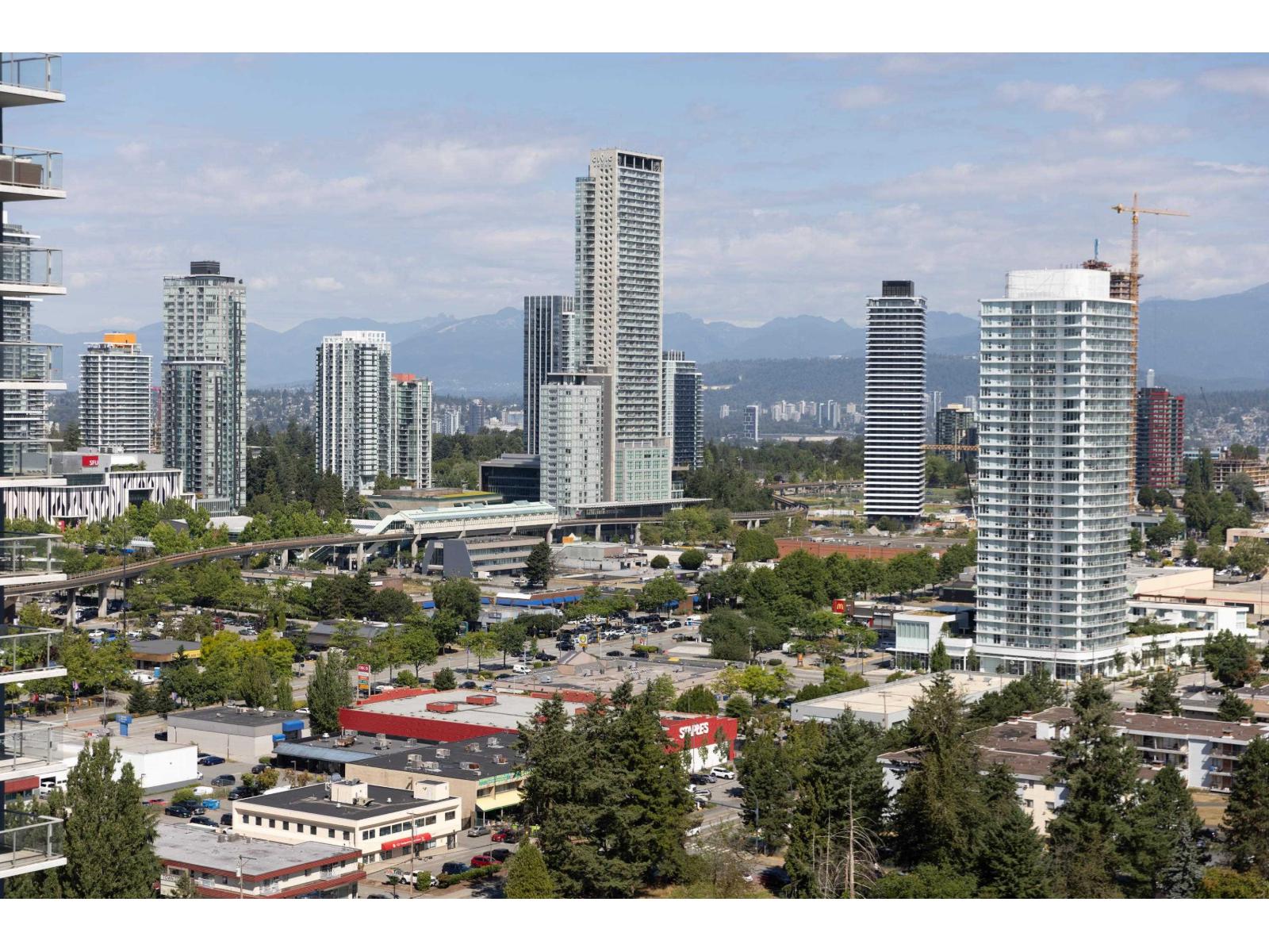 610 13778 100 AVENUE, Surrey, British Columbia