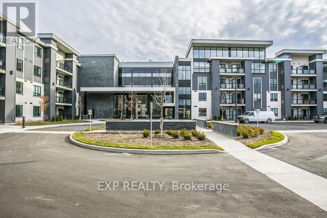 <div class="slider-price">$2,700 Monthly</div><p>310 - 3170 Erin Mills Parkway, Mississauga, Ontario</p>