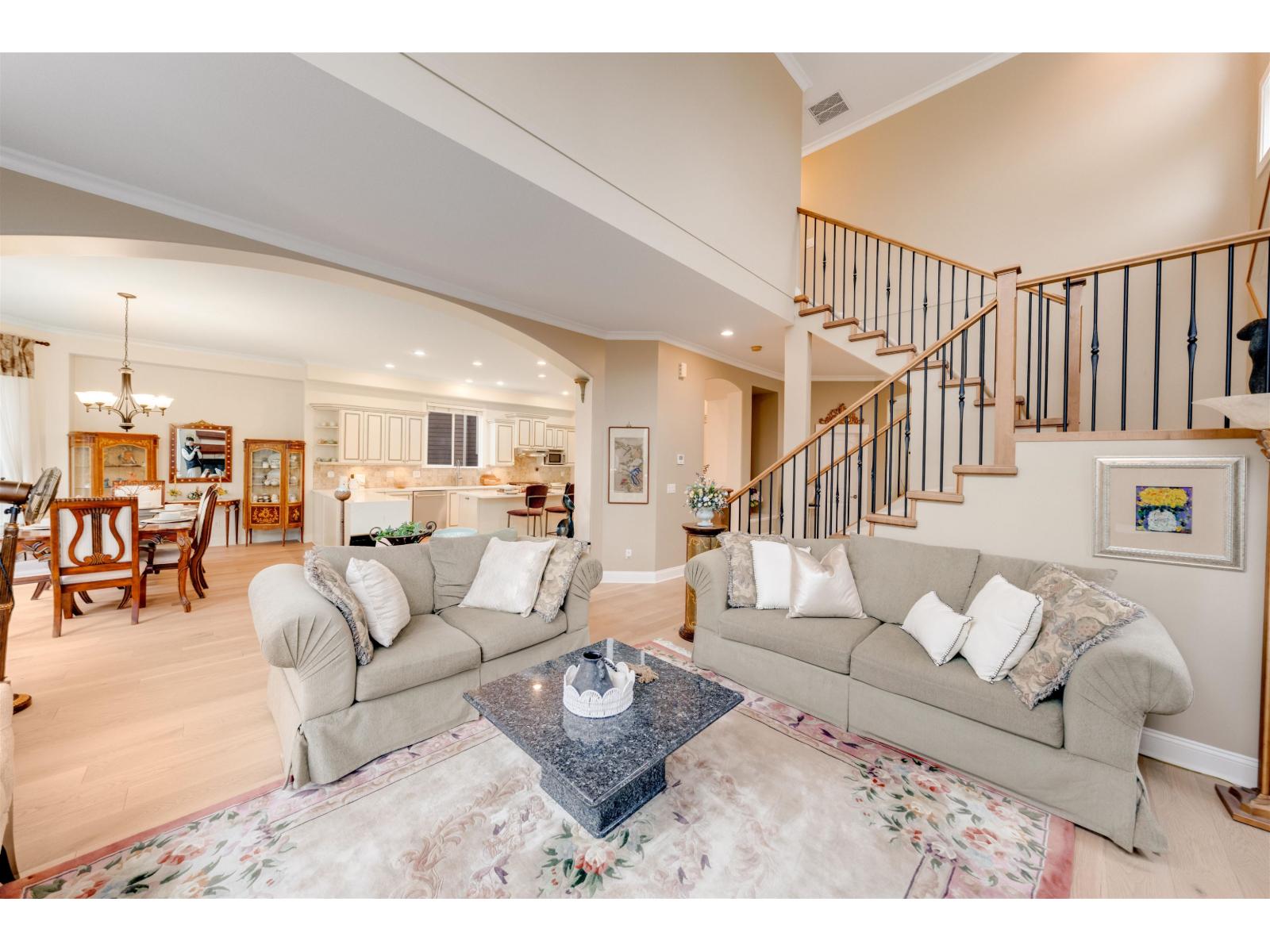 11456 154a Street, Surrey, British Columbia  V3R 2V7 - Photo 5 - R3072205