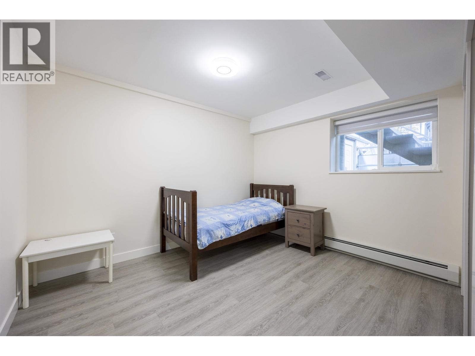 3881 Napier Street, Burnaby, British Columbia  V5C 3E6 - Photo 8 - R3072780